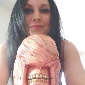 Meet your Posher, Caroline